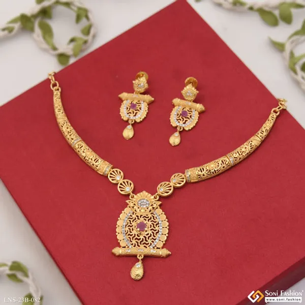 Graceful_Design_Gold_Plated_Necklace_Set_For_Women_Style_B082
