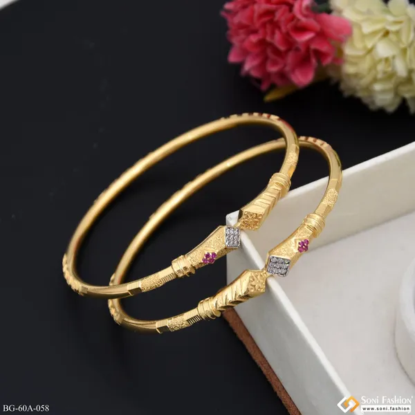 1_Gram_Gold_Plated_Beautiful_Design_Bangles_For_Ladies_Style_A058