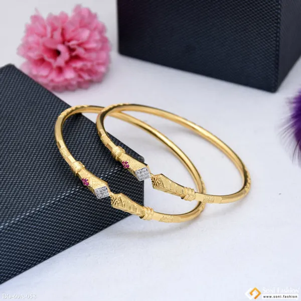 1_Gram_Gold_Plated_Beautiful_Design_Bangles_For_Ladies_Style_A058