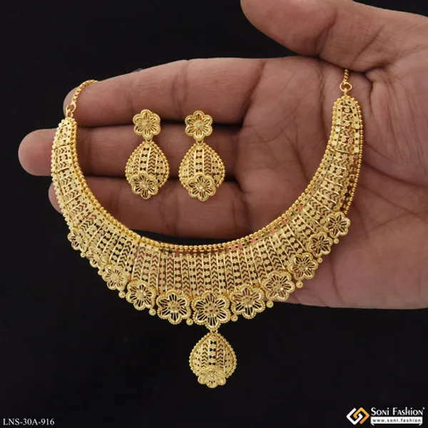 1_Gram_Gold_Plated_Fashionable_Necklace_Set_For_Women_Style_A916