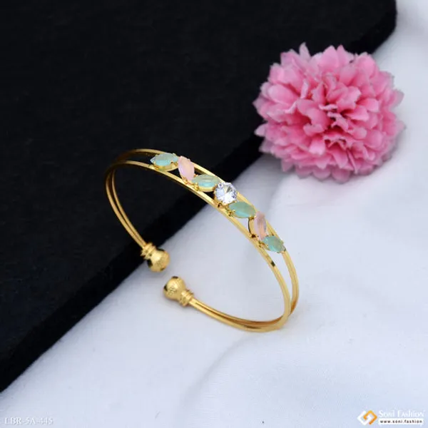 Finely_Detailed_Gold_Plated_Bracelet_For_Ladies_Style_A445