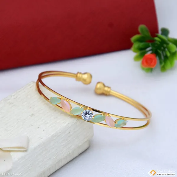 Finely_Detailed_Gold_Plated_Bracelet_For_Ladies_Style_A445