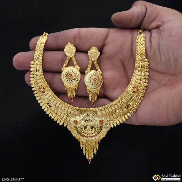 Eye_Catching_Design_Gold_Plated_Necklace_Set_For_Women_Style_B377