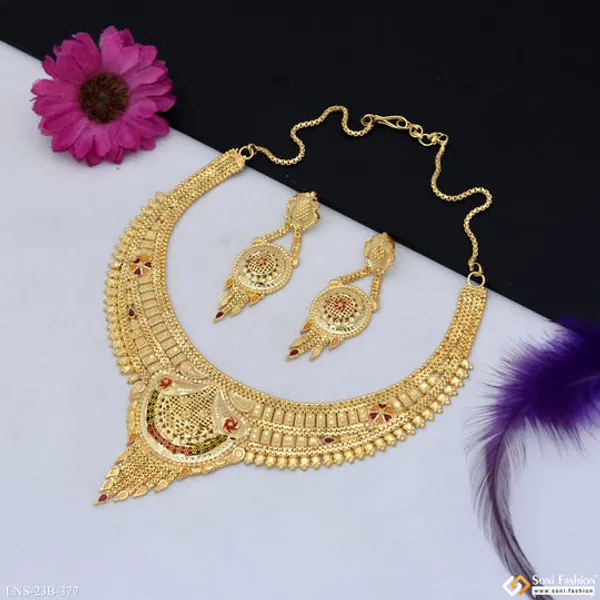 Eye_Catching_Design_Gold_Plated_Necklace_Set_For_Women_Style_B377