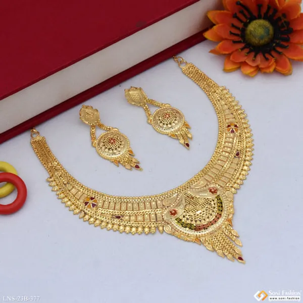 Eye_Catching_Design_Gold_Plated_Necklace_Set_For_Women_Style_B377