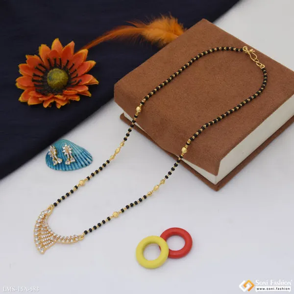 Graceful_Design_Gold_Plated_Mangalsutra_Set_For_Women_Style_A583