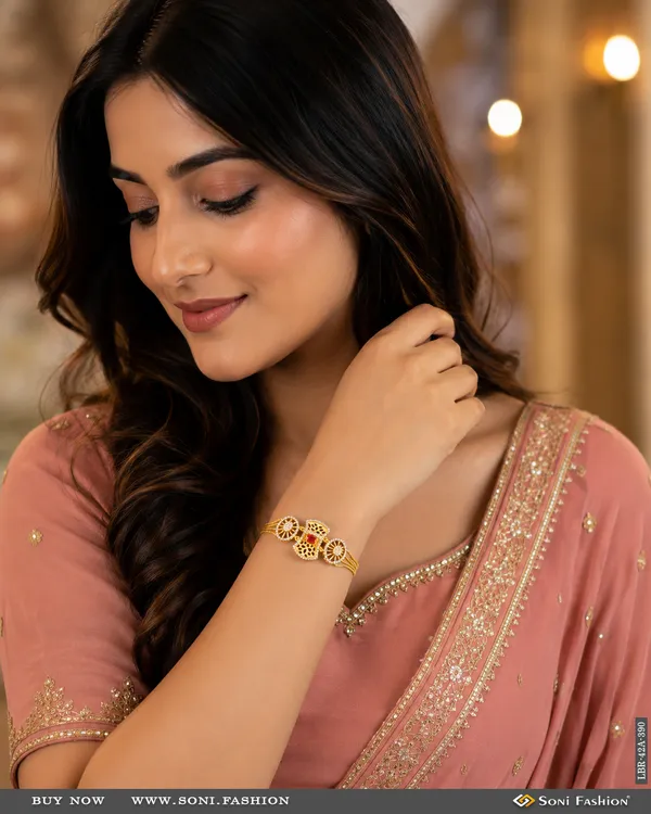 1_Gram_Gold_Plated_Finely_Detailed_Bracelet_For_Ladies_Style_A390