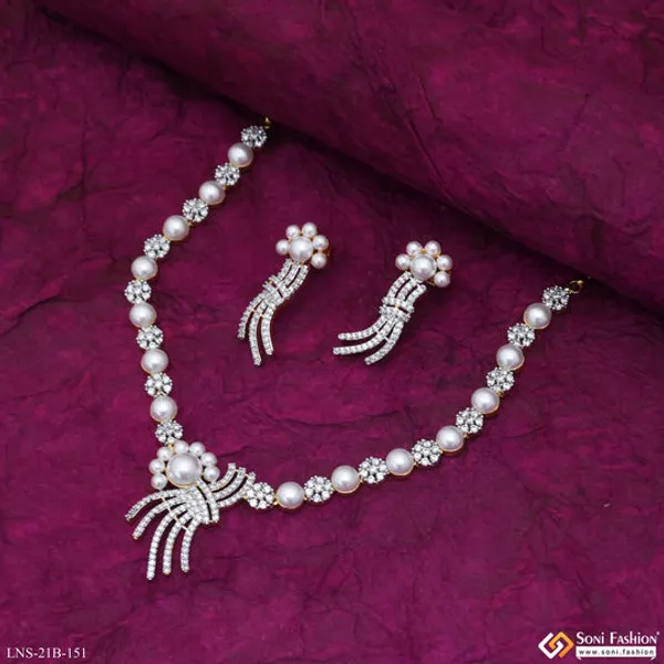 Radiant_Design_Gold_Plated_Diamond_Necklace_Set_For_Ladies_Style_B151