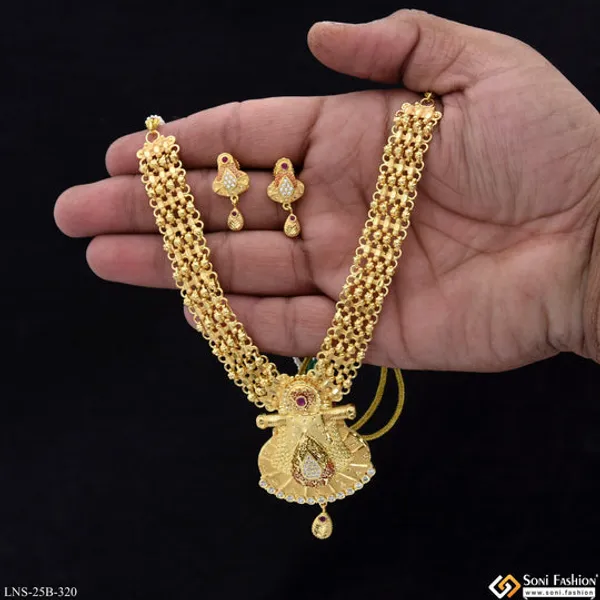 Glittering_Design_Gold_Plated_Necklace_Set_For_Women_Style_B320