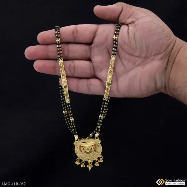 Glittering_Design_Gold_Plated_Mangalsutra_For_Women_Style_B082