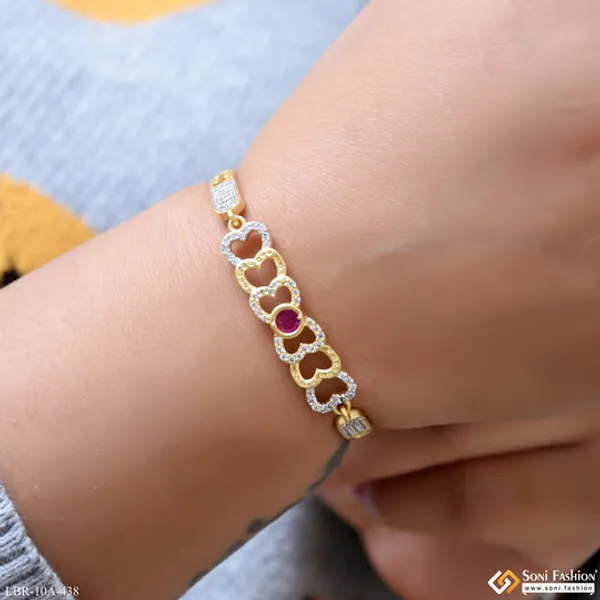 Latest_Design_Gold_Plated_Bracelet_For_Ladies_Style_A438