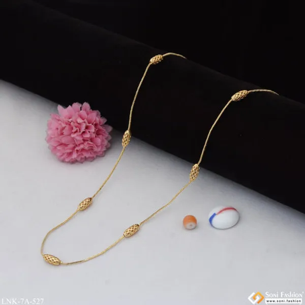 Funky_Design_Fashionable_Gold_Plated_Chain_For_Ladies_Style_A527