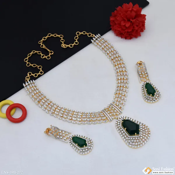 Green_Stone_New_Style_Gold_Plated_Diamond_Necklace_Set_For_Ladies_Style_B272