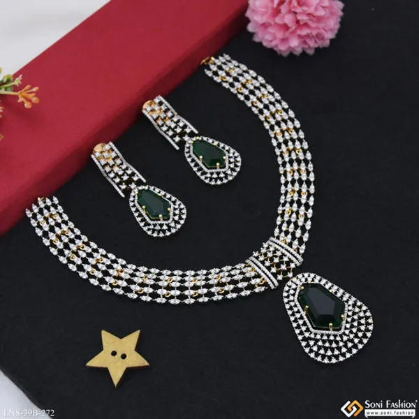 Green_Stone_New_Style_Gold_Plated_Diamond_Necklace_Set_For_Ladies_Style_B272