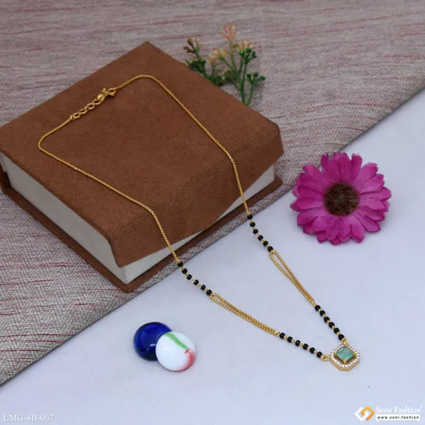Fashionable_Gold_Plated_Mangalsutra_For_Women_Style_B067
