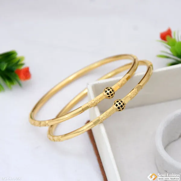 1_Gram_Gold_Plated_Brilliant_Design_Bangles_For_Ladies_Style_A061