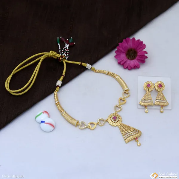 Fashionable_Gold_Plated_Necklace_Set_For_Women_Style_B340