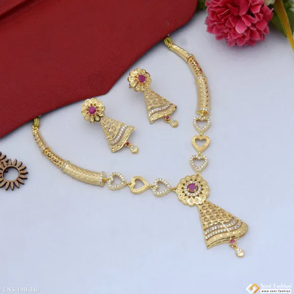 Fashionable_Gold_Plated_Necklace_Set_For_Women_Style_B340