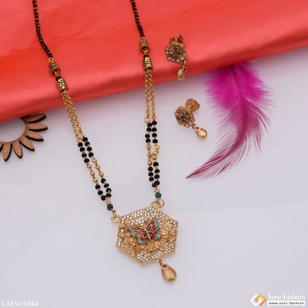 Butterfly_With_Diamond_Sparkling_Design_Gold_Plated_Mangalsutra_Set_Style_Lmsa044