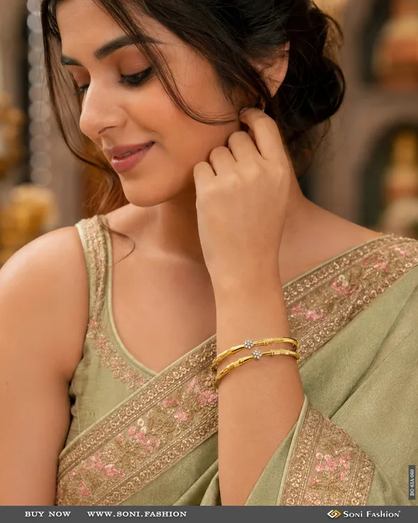 1_Gram_Gold_Plated_Dazzling_Design_Bangles_For_Ladies_Style_A060