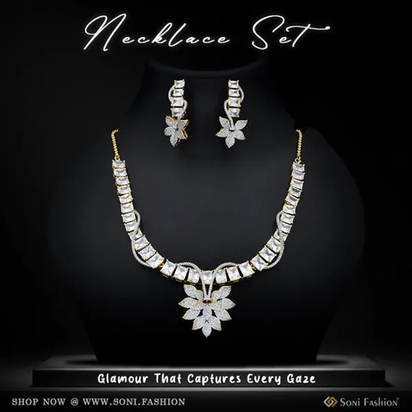 Stunning_Design_Gold_Plated_Diamond_Necklace_Set_For_Ladies_Style_B166