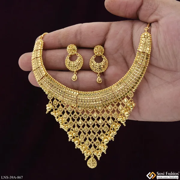 1_Gram_Gold_Plated_Hand_Crafted_Design_Necklace_Set_For_Women_Style_A867