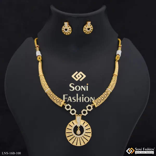 Fashionable_Gold_Plated_Necklace_Set_For_Women_Style_B100