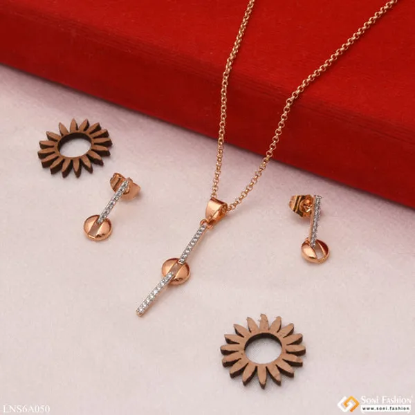 Cool_Design_With_Diamond_Golden_Color_Necklace_Set_For_Girls_Lady_Style_Lnsa050