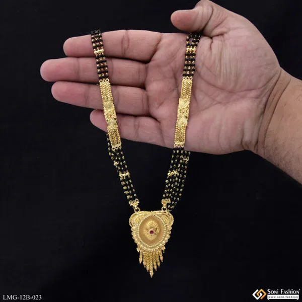 Graceful_Design_Gold_Plated_Mangalsutra_For_Women_Style_B023