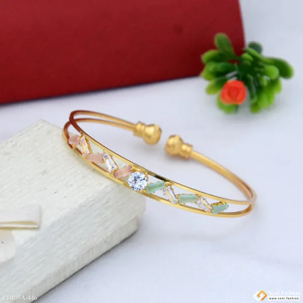 Fancy_Design_Gold_Plated_Bracelet_For_Lady_Style_A446