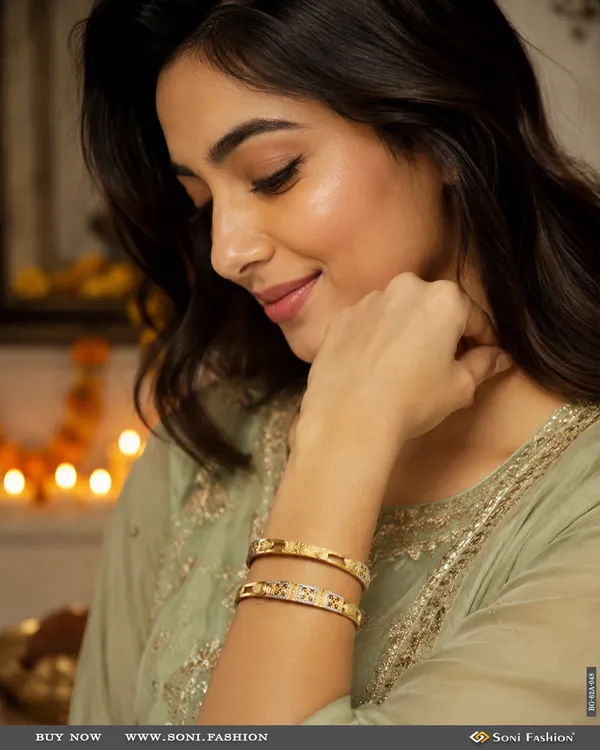 1_Gram_Gold_Plated_Sparkling_Design_Bangles_For_Ladies_Style_A048