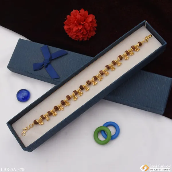 Graceful_Design_Gold_Plated_Rudraksha_Bracelet_For_Ladies_Style_A378