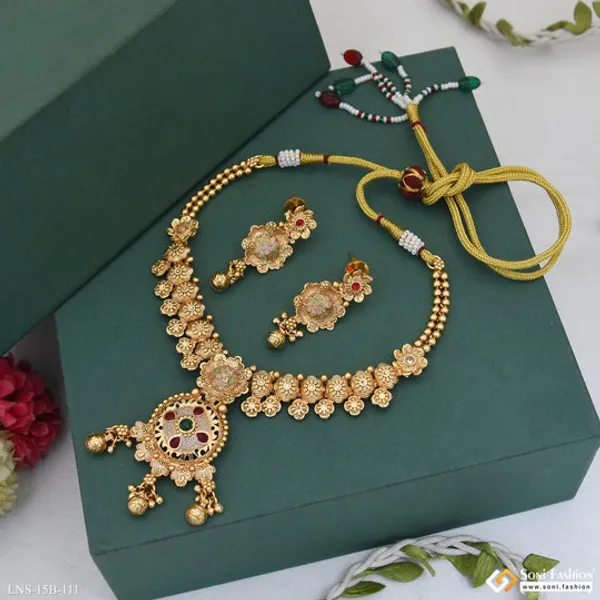 Casual_Design_Gold_Plated_Antique_Necklace_Set_For_Women_Style_B111