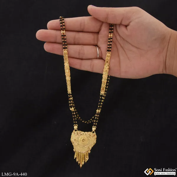 Chic_Design_Glamorous_Design_Gold_Plated_Mangalsutra_For_Women_Style_A440