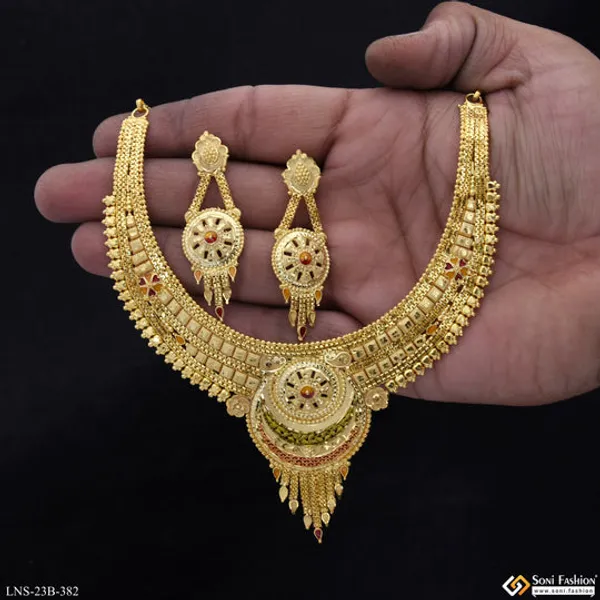 Magnificent_Design_Gold_Plated_Necklace_Set_For_Women_Style_B382