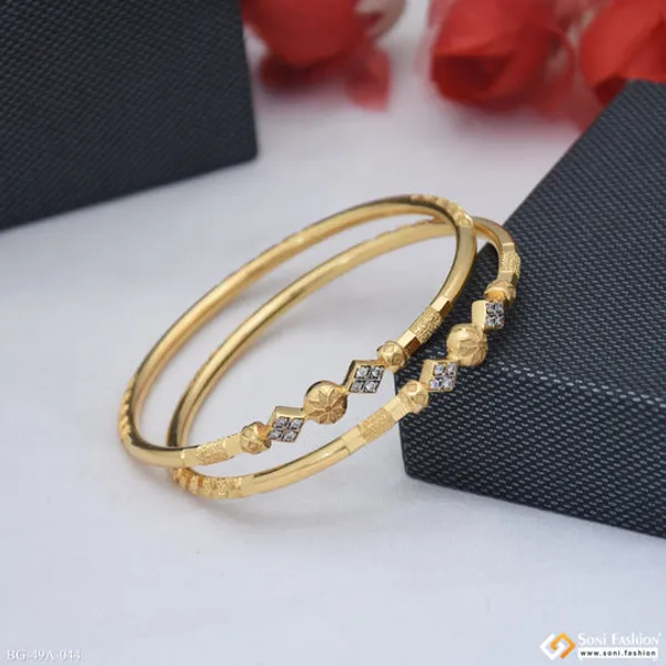 1_Gram_Gold_Plated_Dazzling_Design_Bangles_For_Women_Style_A044