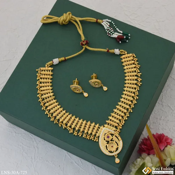 Dazzling_Design_Unique_Design_Gold_Plated_Necklace_Set_For_Women_Style_A725