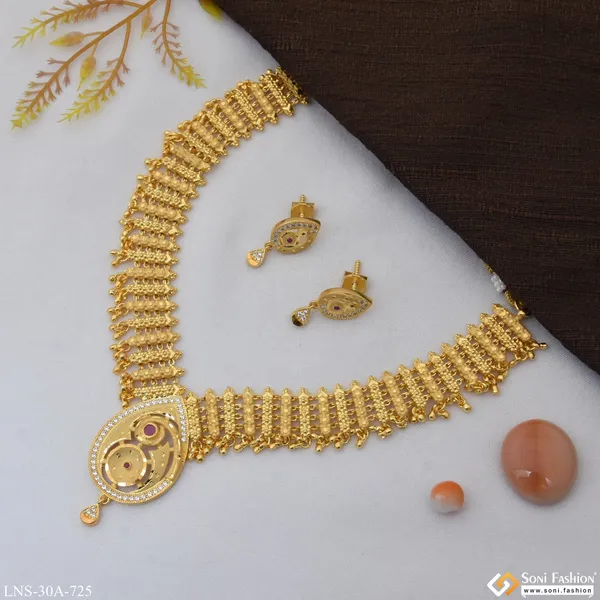 Dazzling_Design_Unique_Design_Gold_Plated_Necklace_Set_For_Women_Style_A725