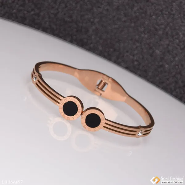 Roman_Number_With_Diamond_Stunning_Design_Rose_Gold_Bracelet_Style_Lbra097