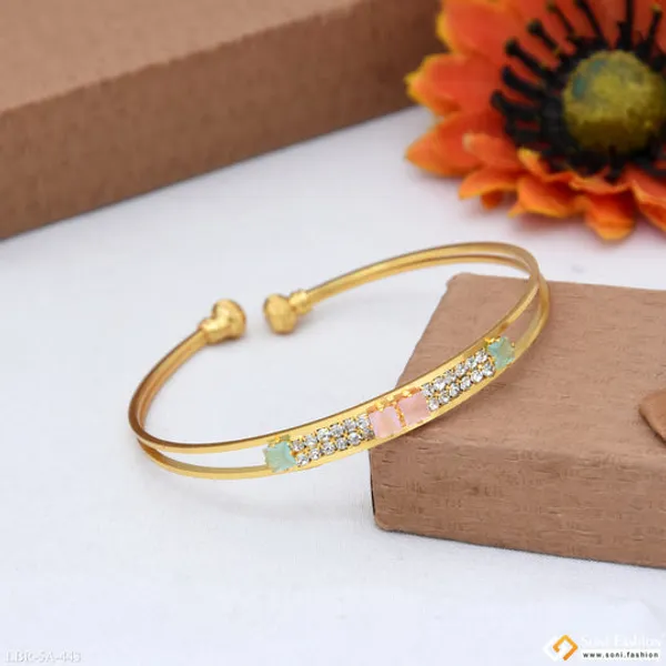 Fancy_Design_Gold_Plated_Bracelet_For_Women_Style_A443