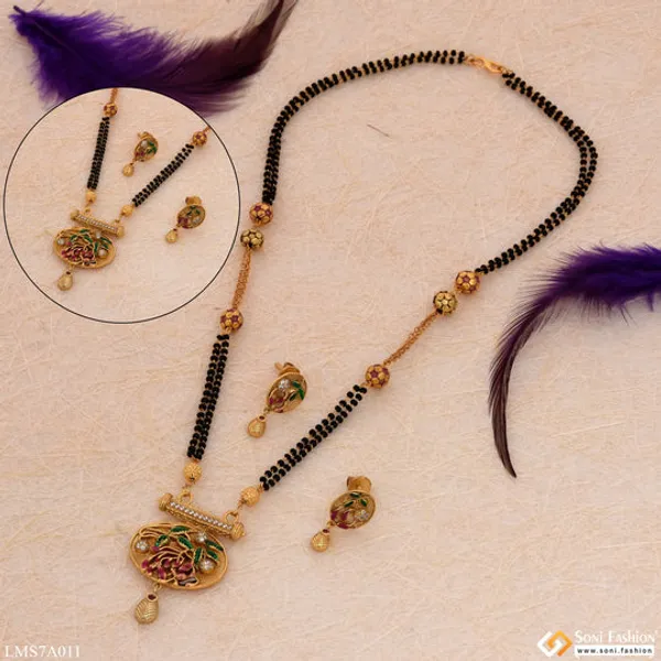 Glittering_Design_With_Diamond_Gold_Plated_Mangalsutra_Set_For_Women_Style_Lmsa011