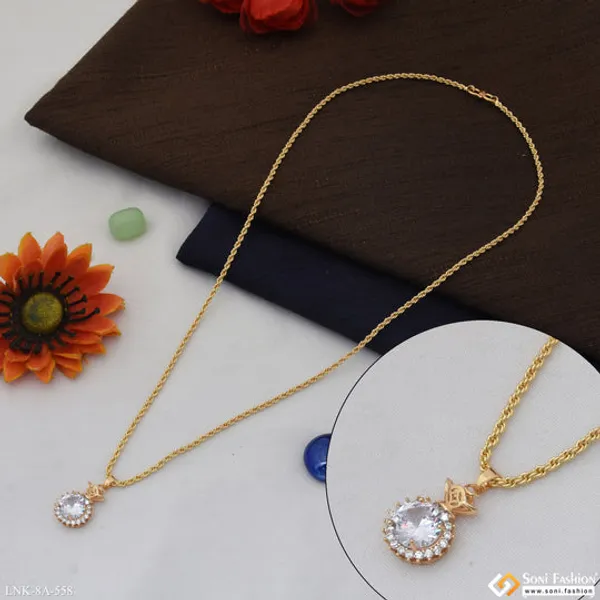 Eye_Catching_Design_Gold_Plated_Chain_Pendant_For_Ladies_Style_A558