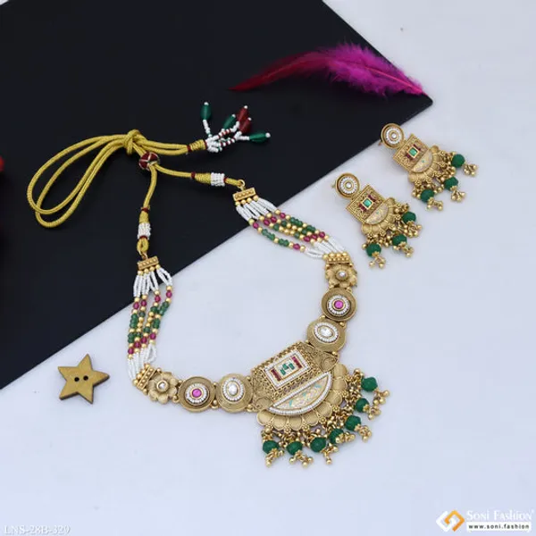 Beautiful_Design_Gold_Plated_Antique_Necklace_Set_For_Women_Style_B329