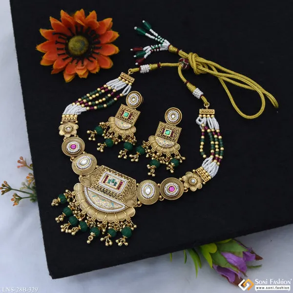 Beautiful_Design_Gold_Plated_Antique_Necklace_Set_For_Women_Style_B329
