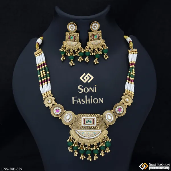 Beautiful_Design_Gold_Plated_Antique_Necklace_Set_For_Women_Style_B329