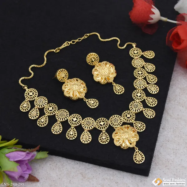 1_Gram_Gold_Plated_Designer_Necklace_Set_For_Women_Style_B295