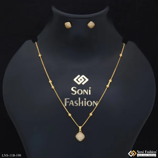 Unique_Design_Gold_Plated_Chain_Pendant_With_Earrings_For_Ladies_Style_B190