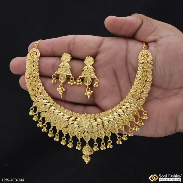1_Gram_Gold_Plated_Sparkling_Design_Necklace_Set_For_Women_Style_B244