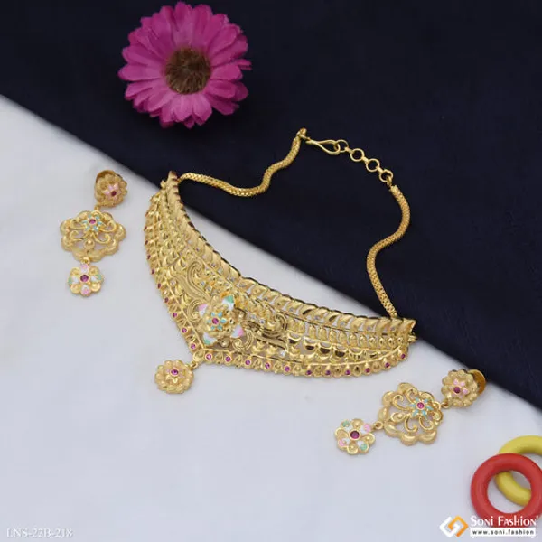 Superior_Quality_Gold_Plated_Choker_Necklace_Set_For_Ladies_Style_B218