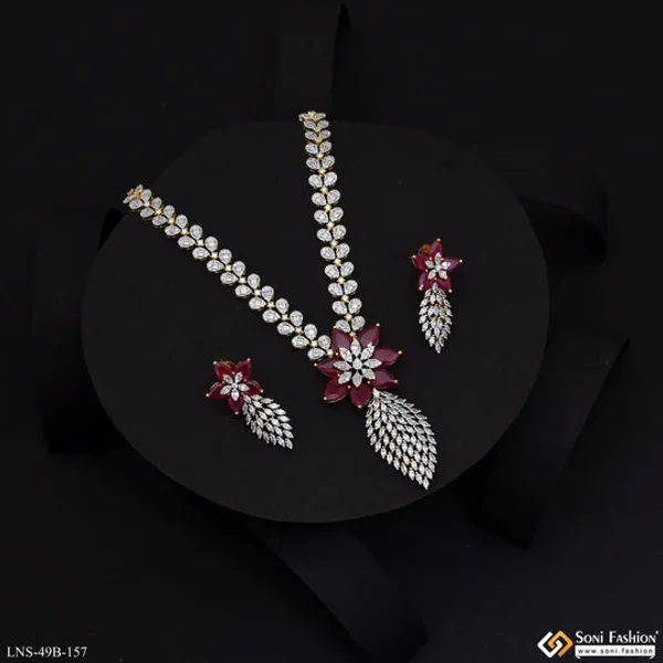 Charming_Design_Gold_Plated_Diamond_Necklace_Set_For_Ladies_Style_B157